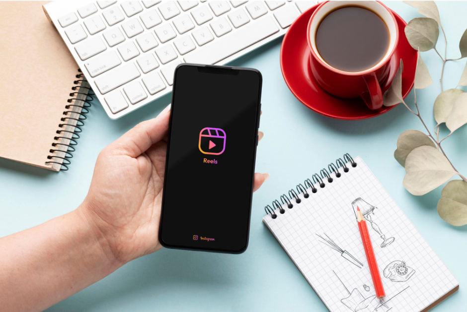 Viral Reels Formula: Create 30 Days of TikTok & Insta Content with AI